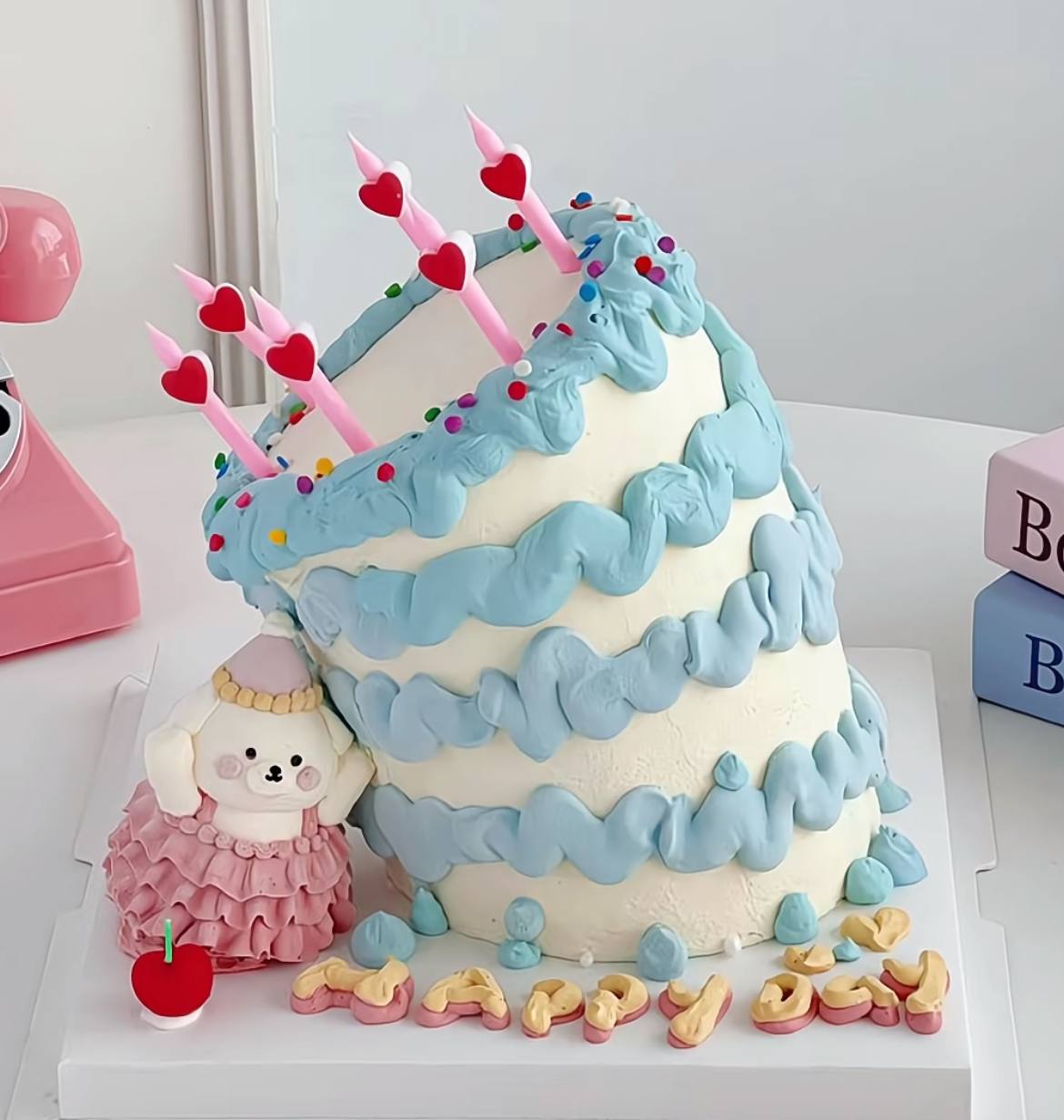 Bear Tilted Cake