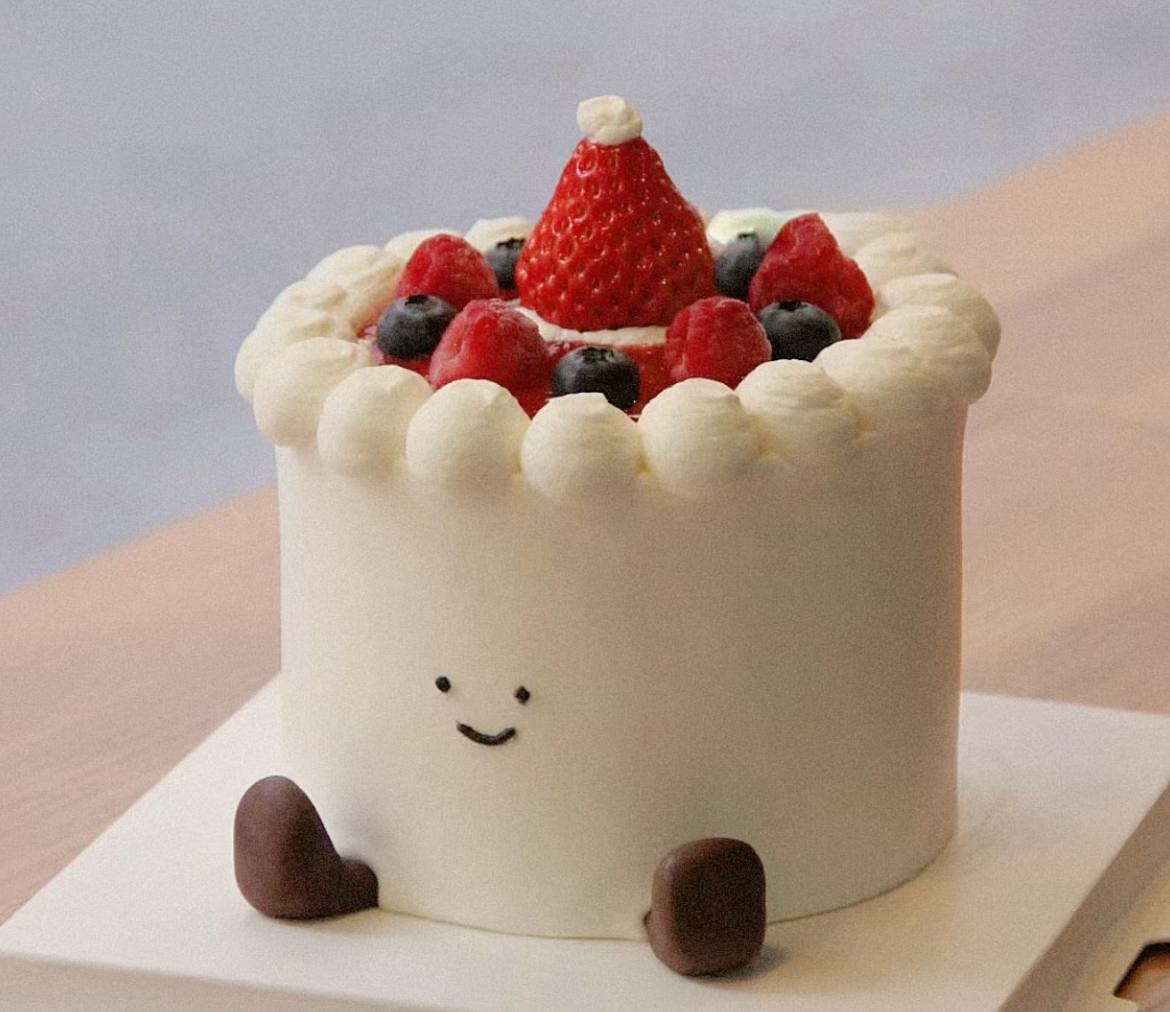 Minimalist Jellycat Cake