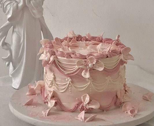 Dainty Buttercream Floral Korean Cake