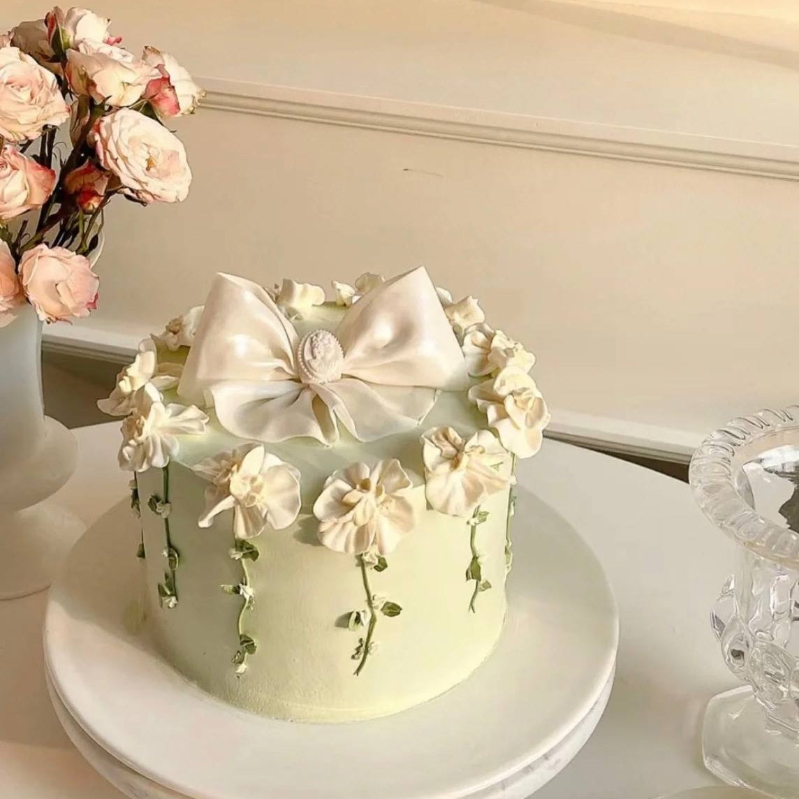 Korean Enchanted Ribbon Cake