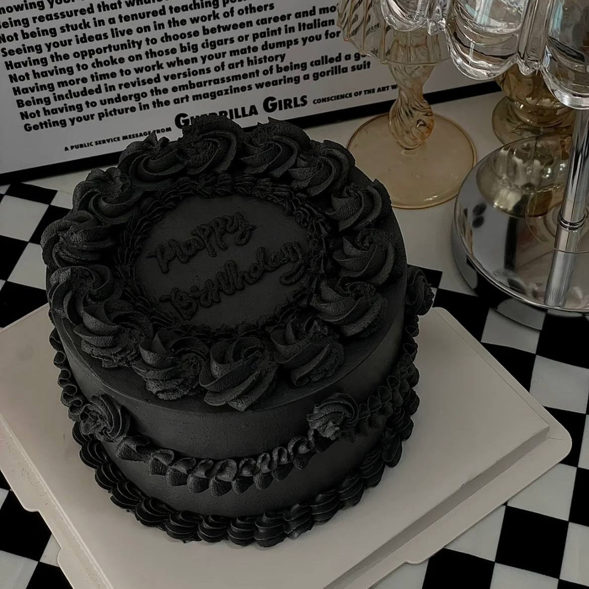 Black Vintage Gothic Korean Cake