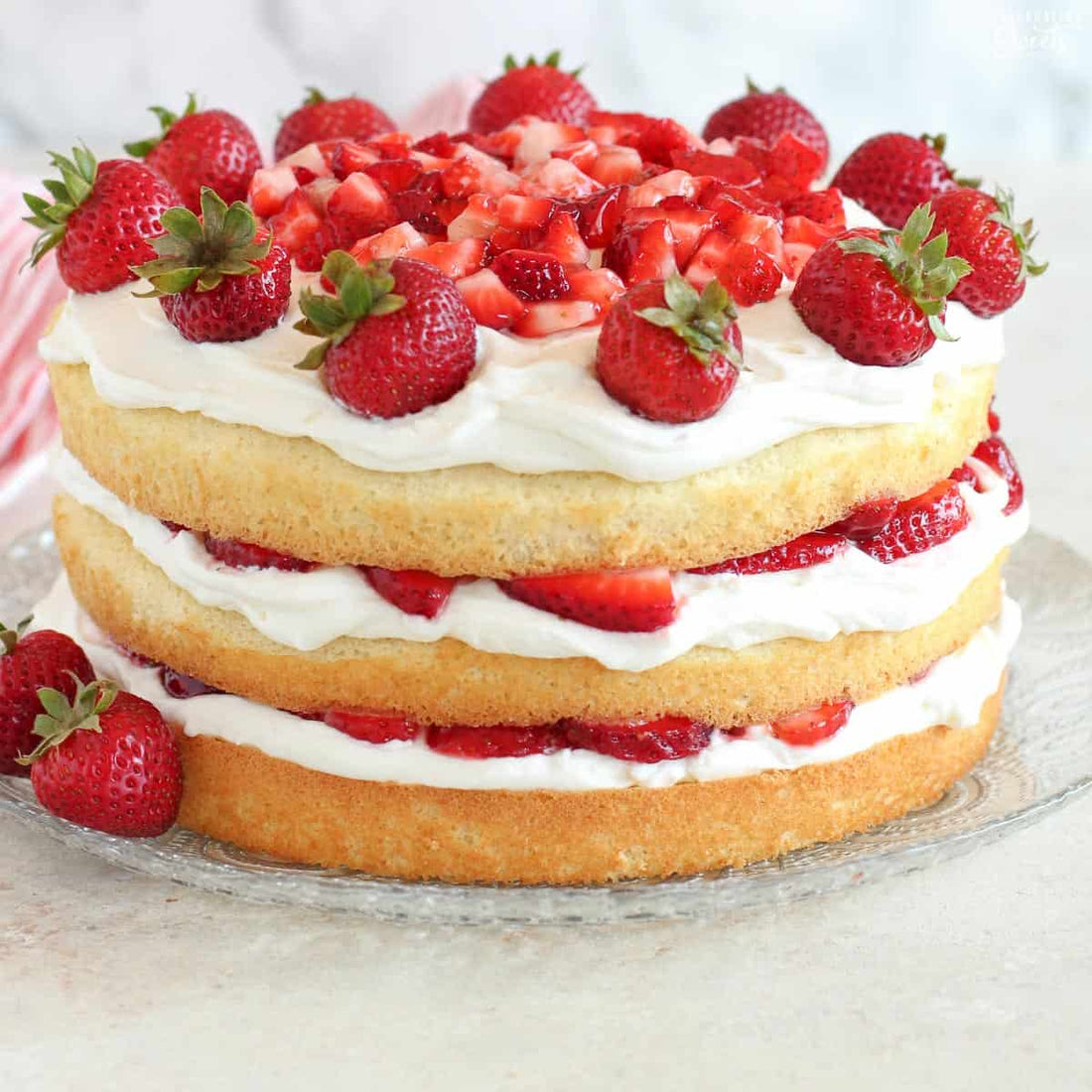 How to Bake a Perfect Sponge Cake: Recipe and Tips