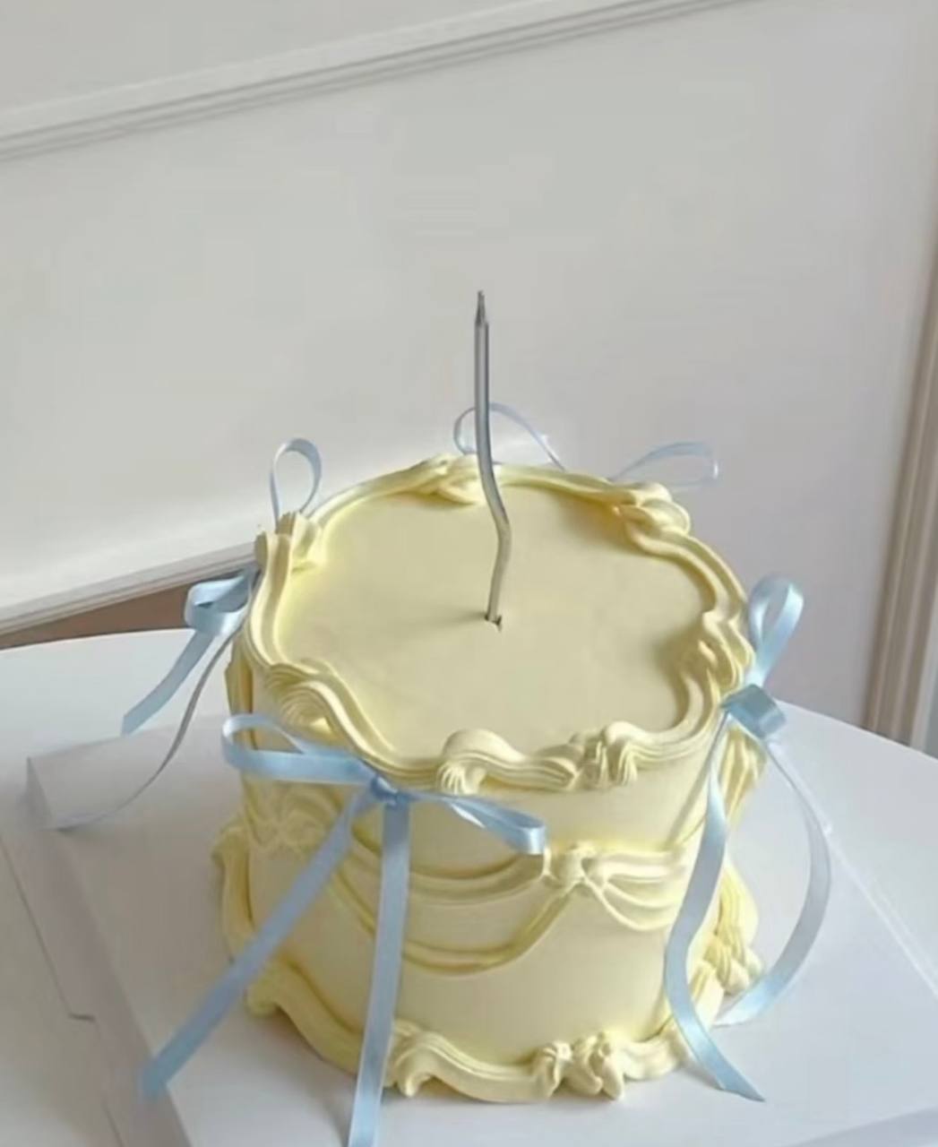 Yellow x Pink Ballet Ribbon Cake