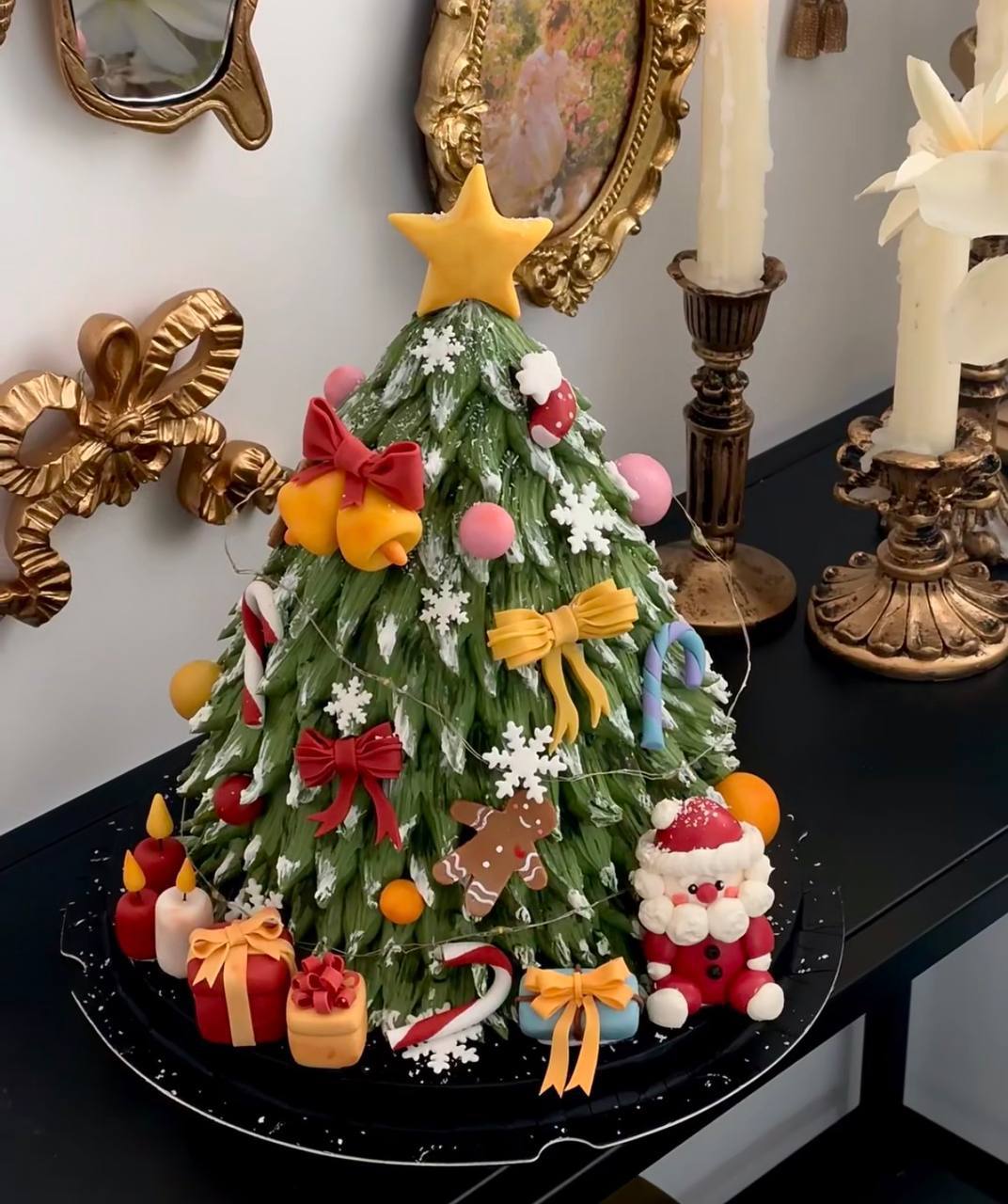 Christmas Wonderland Tree Cake