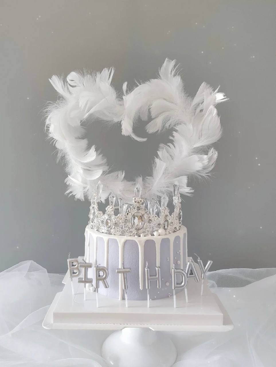 Pastel Purple Crown x Heart Feather Cake