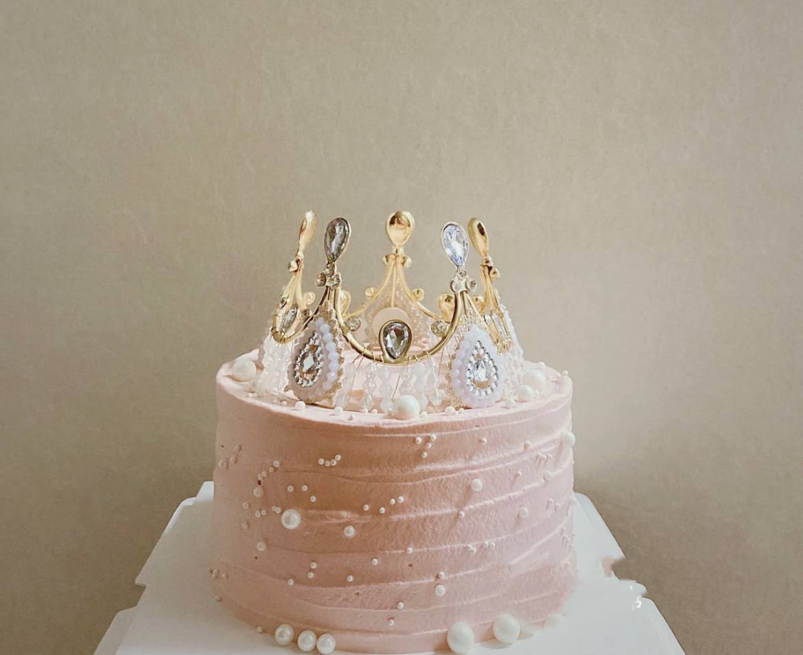 Princess Pink Crown Pearl Cake