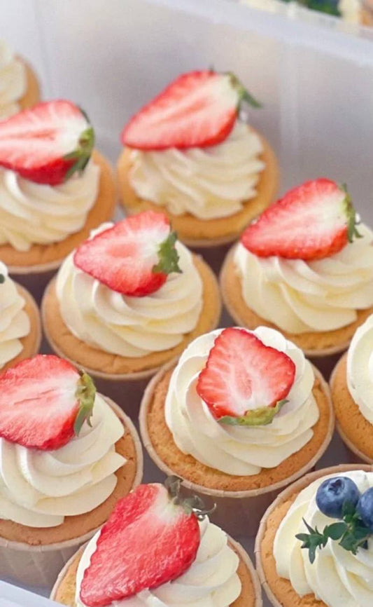 Strawberries Cupcakes (Box of 12)