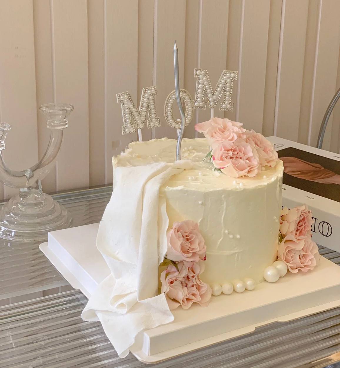 Pink Floral Mother's Day Cakes